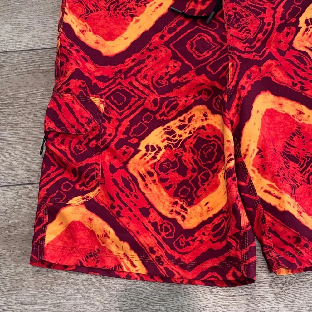 Nike 6.0 Board Shorts Mens 36 Red Orange Geometric Psychedelic Swim Trunks